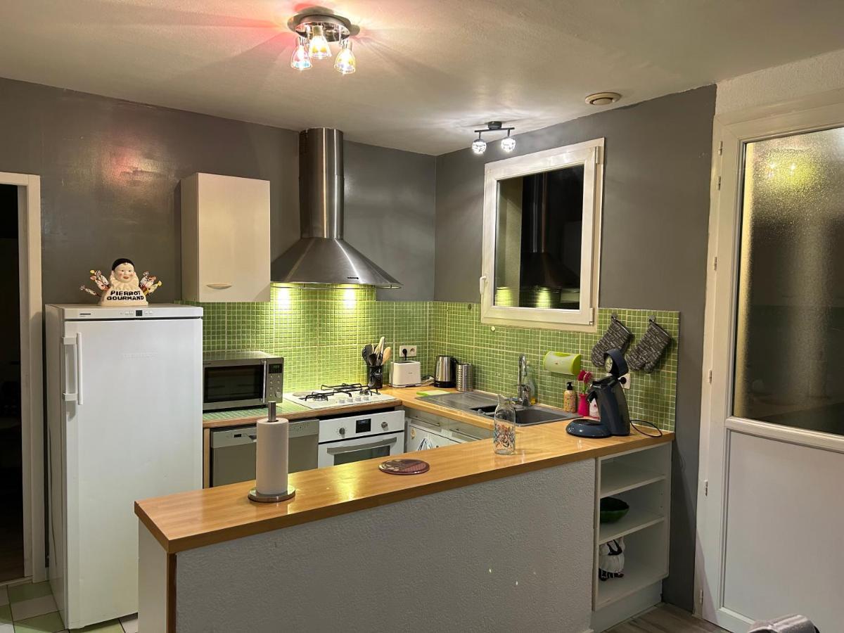Jolie Villa Independante Climatisee 3 Chambres Tout Confort 6 Couchages, Piscine Chauffee 4 X 8 Disponible Selon Meteo De Mai A Fin Septembre, Jacuzzi 4 Places, Boulodrome Eclaire, Ping-Pong, Wifi, Proche Commerces Animaux Domestiques Sur Demande Bretenoux Exterior foto