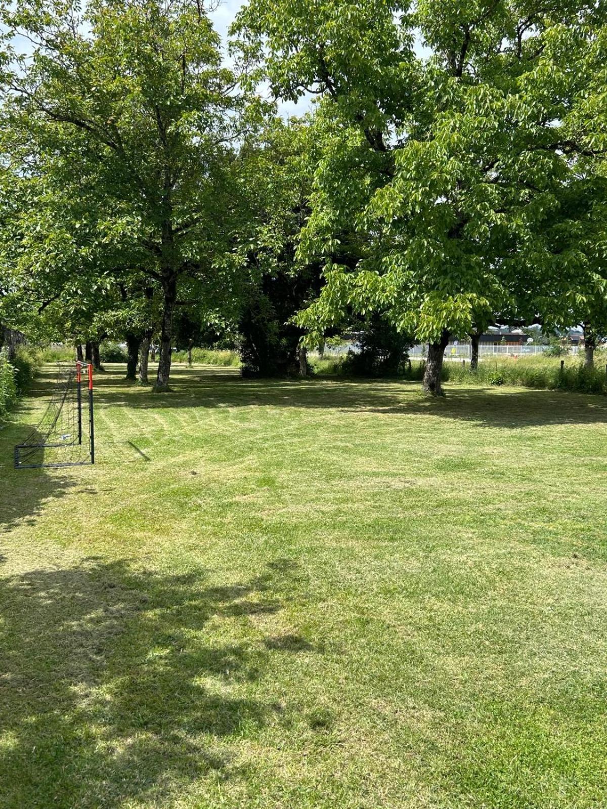 Jolie Villa Independante Climatisee 3 Chambres Tout Confort 6 Couchages, Piscine Chauffee 4 X 8 Disponible Selon Meteo De Mai A Fin Septembre, Jacuzzi 4 Places, Boulodrome Eclaire, Ping-Pong, Wifi, Proche Commerces Animaux Domestiques Sur Demande Bretenoux Exterior foto